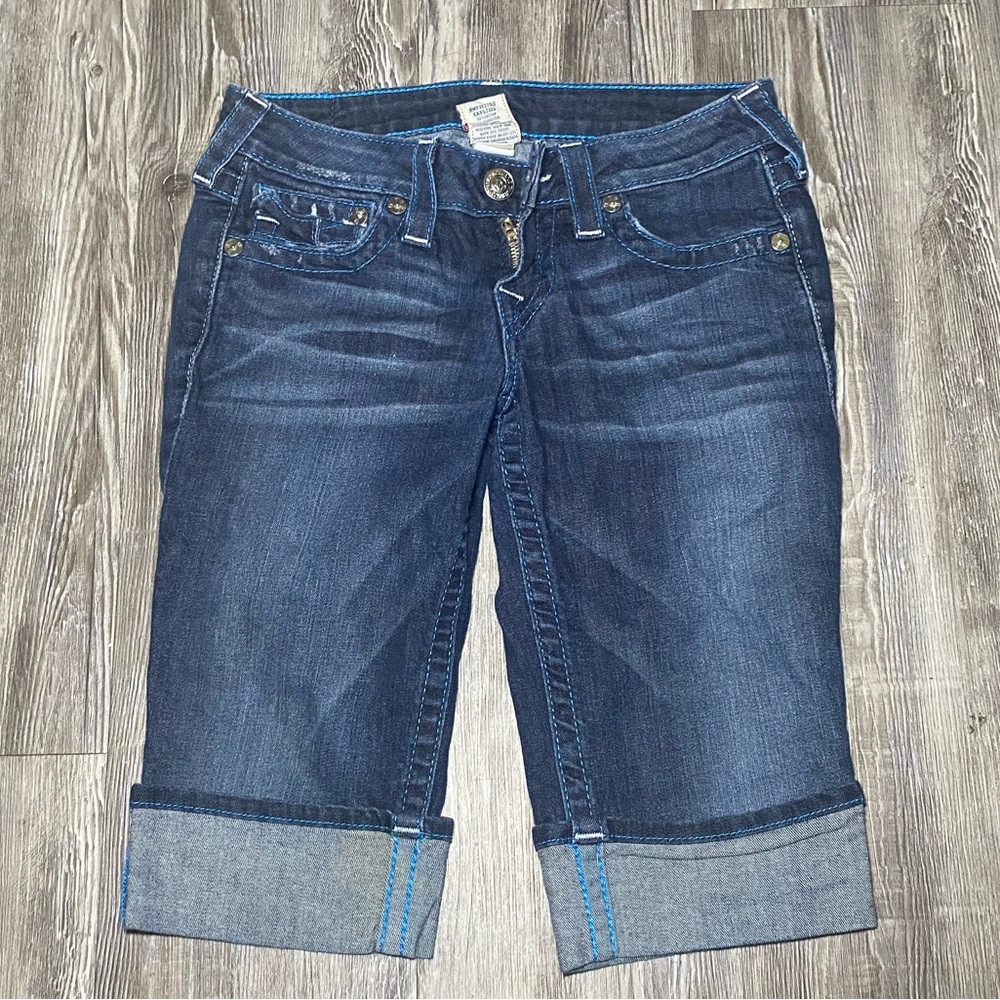 True Religion Cuffed Knee Length Denim Shorts Dark Blue Women's Size 26 Y2K EUC